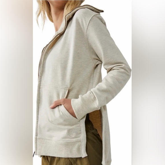 FP Movement Zipper Sweatshirt - Picture 2 of 8